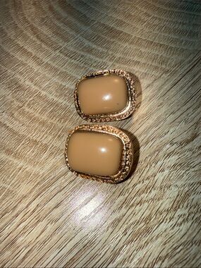 Othr Gold-Tone Beige Enamel Clip-On Earrings with Sparkle Border